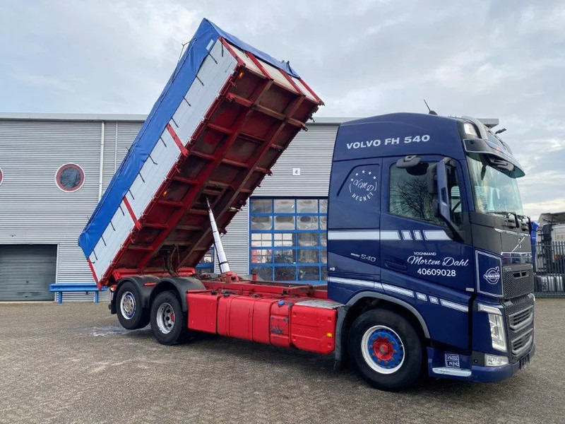 Volvo FH4-540 / VEB+ / ACC / LWDS / 3SIDE TIPPER / DYNAMIC STEERING / LEATHER / FULL-AIR / AUTOMATIC / EURO-6 / 2017 - Camión volquete: foto 4 Volvo FH4-540 / VEB+ / ACC / LWDS / 3SIDE TIPPER / DYNAMIC STEERING / LEATHER / FULL-AIR / AUTOMATIC / EURO-6 / 2017 - Camión volquete: foto 4