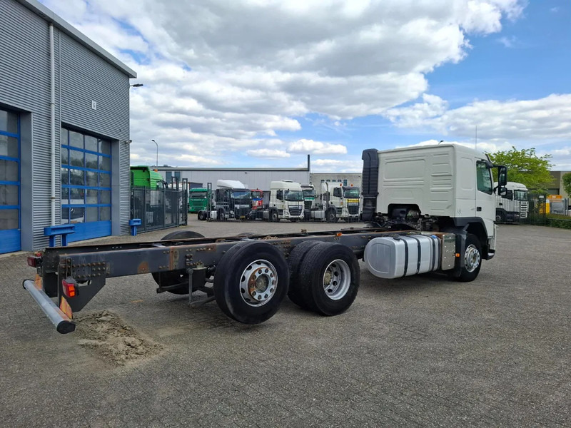 Volvo FM13-420 / VEB+ / LIFT+LENKACHSE / INLINER / AIRCO / AUTOMATIC / EURO-5 / 2011 - Camión chasis: foto 5 Volvo FM13-420 / VEB+ / LIFT+LENKACHSE / INLINER / AIRCO / AUTOMATIC / EURO-5 / 2011 - Camión chasis: foto 5