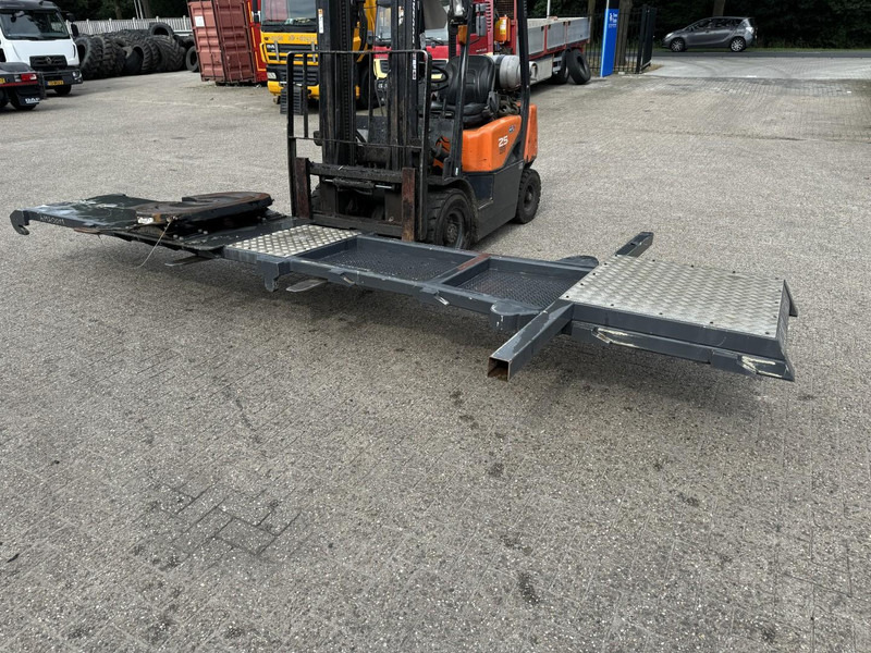 Alumac Alumac Afzetbare Koppelschotel - Quinta rueda para Camión: foto 1 Alumac Alumac Afzetbare Koppelschotel - Quinta rueda para Camión: foto 1