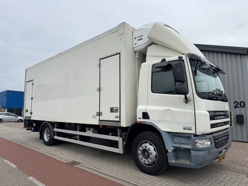 DAF CF65-300 Thermo-King (- 25 C ) 'D Hollandia Taillift/LBW - Camión frigorífico: foto 1 DAF CF65-300 Thermo-King (- 25 C ) 'D Hollandia Taillift/LBW - Camión frigorífico: foto 1