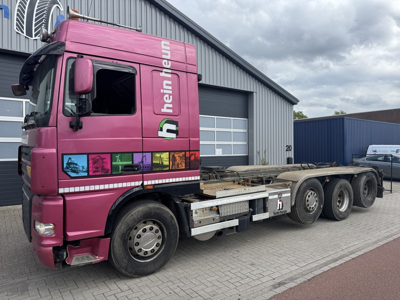 DAF XF-510 8x2 Chassis, Manual - Camión chasis: foto 1 DAF XF-510 8x2 Chassis, Manual - Camión chasis: foto 1