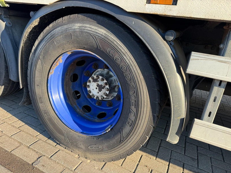 Camión transporte de ganado Renault Premium 410.26, Chicken, Hühner, Kippen, Galinhas: foto 13 Camión transporte de ganado Renault Premium 410.26, Chicken, Hühner, Kippen, Galinhas: foto 13