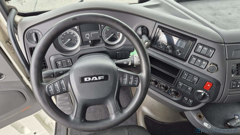 DAF XF 510 FT LOW DECK SSC EURO 6 - Cabeza tractora: foto 4 DAF XF 510 FT LOW DECK SSC EURO 6 - Cabeza tractora: foto 4
