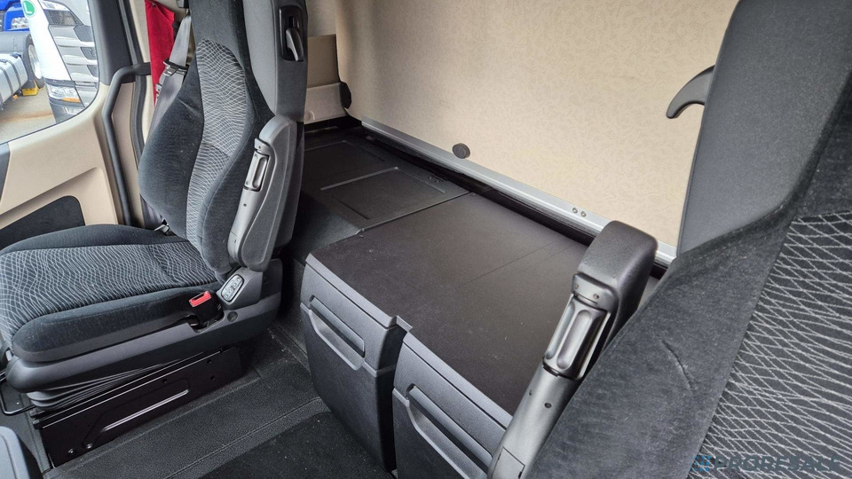 MERCEDES-BENZ ACTROS 1845 LS BIG SPACE EURO 6 - Cabeza tractora: foto 5 MERCEDES-BENZ ACTROS 1845 LS BIG SPACE EURO 6 - Cabeza tractora: foto 5