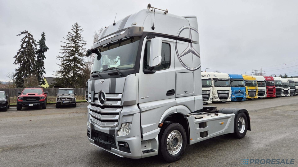 MERCEDES-BENZ ACTROS 1845 LS GIGA EURO 6 - Cabeza tractora: foto 2 MERCEDES-BENZ ACTROS 1845 LS GIGA EURO 6 - Cabeza tractora: foto 2