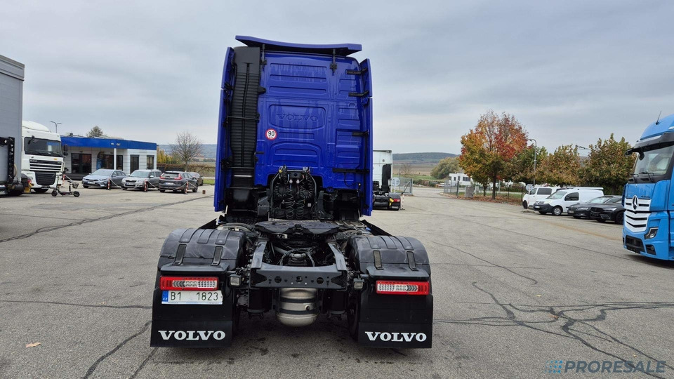 VOLVO FH 500 GLOBE XL EURO 6 - Cabeza tractora: foto 3 VOLVO FH 500 GLOBE XL EURO 6 - Cabeza tractora: foto 3