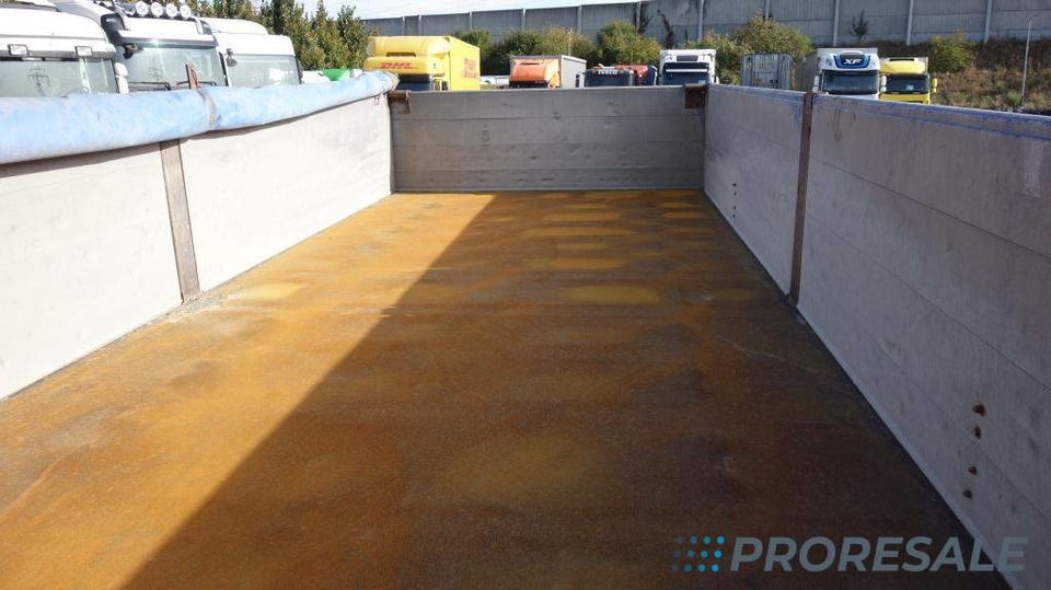 KÖGEL AK 24 P - třístranný sklápěč 12 m3 - Remolque volquete: foto 4 KÖGEL AK 24 P - třístranný sklápěč 12 m3 - Remolque volquete: foto 4