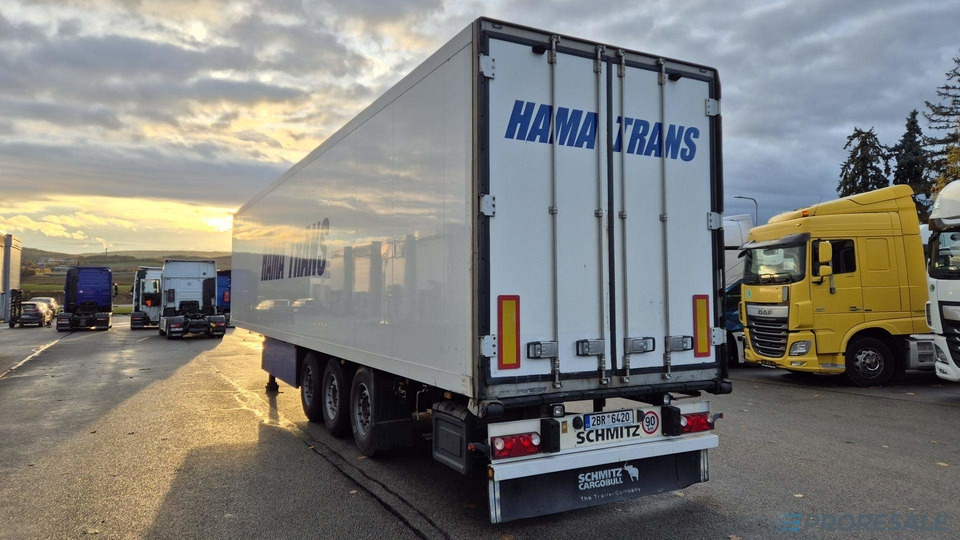 SCHMITZ CARGOBULL SKO 24/L - 13.4 FP60 COOL - mrazírenský návěs + diesel-elektrický agregát CARRIER VECTOR 1300 - Semirremolque frigorífico: foto 3 SCHMITZ CARGOBULL SKO 24/L - 13.4 FP60 COOL - mrazírenský návěs + diesel-elektrický agregát CARRIER VECTOR 1300 - Semirremolque frigorífico: foto 3