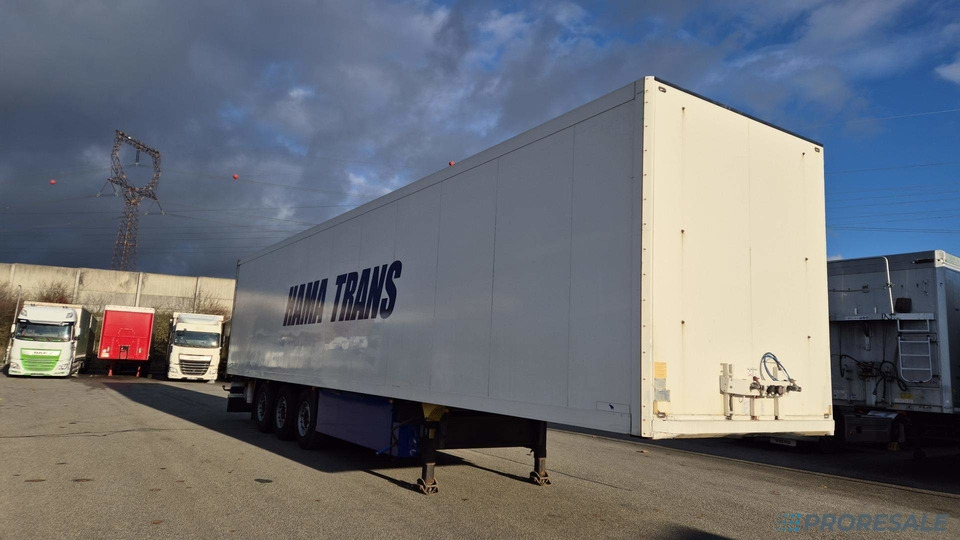 SCHMITZ CARGOBULL SKO 24/L - skříňový - Semirremolque caja cerrada: foto 1 SCHMITZ CARGOBULL SKO 24/L - skříňový - Semirremolque caja cerrada: foto 1
