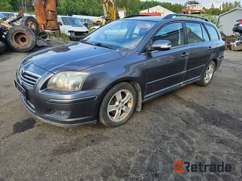 2008mod. TOYOTA AVENSIS 2,0 DIESEL - Coche: foto 4 2008mod. TOYOTA AVENSIS 2,0 DIESEL - Coche: foto 4