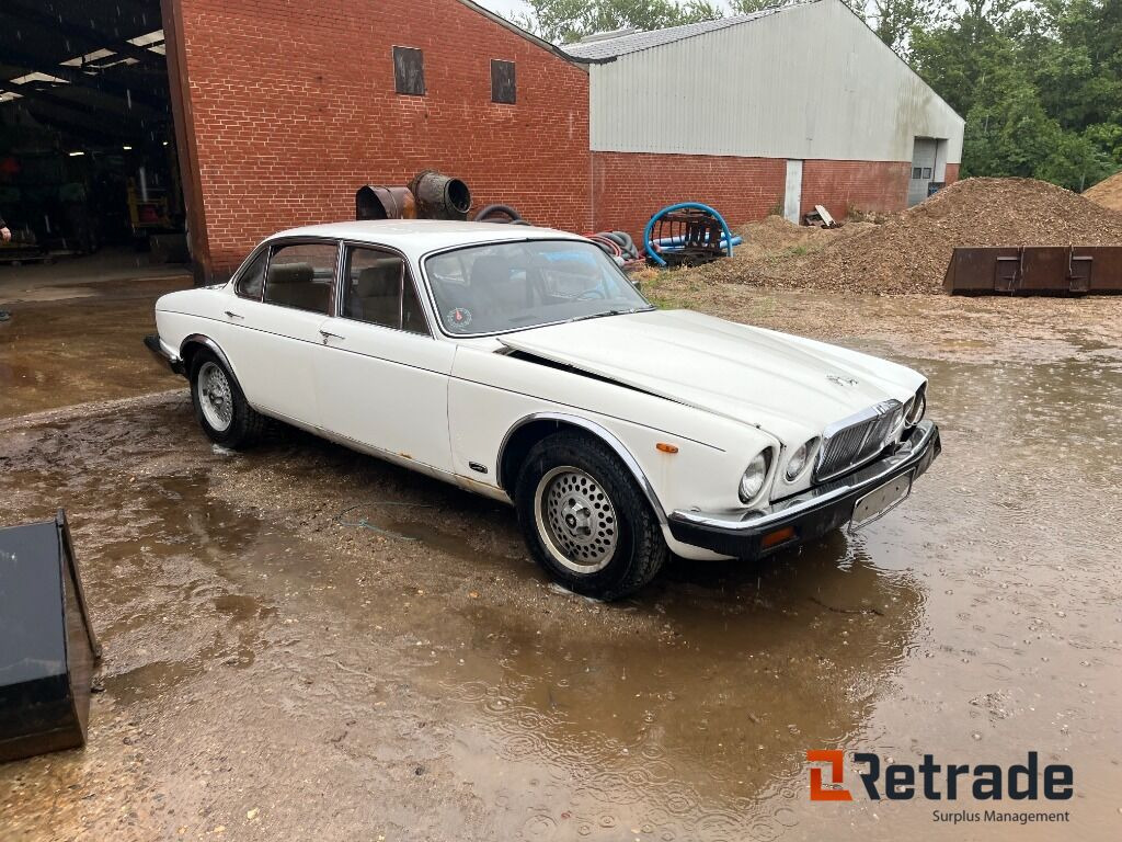 Bil Jaguar XJ 6 4,2 Oldtimer - Coche: foto 3 Bil Jaguar XJ 6 4,2 Oldtimer - Coche: foto 3