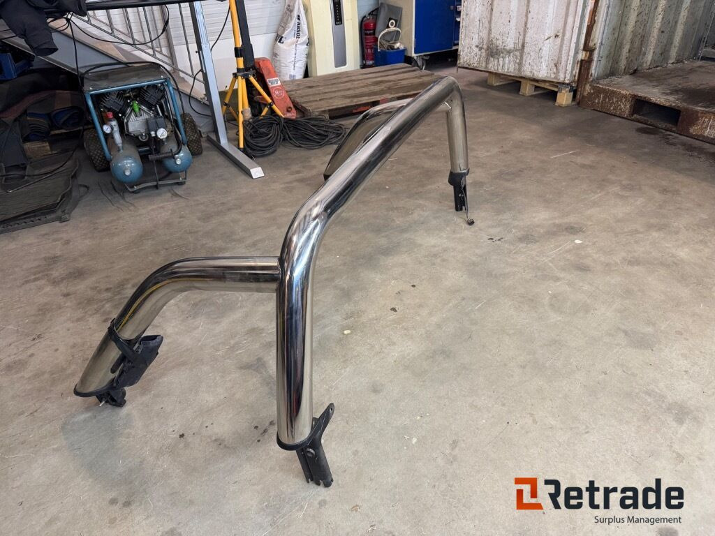 Flakbåge med bromsljus till Ford Ranger , ny - oanvänd - Carrocería y exterior para Camión: foto 4 Flakbåge med bromsljus till Ford Ranger , ny - oanvänd - Carrocería y exterior para Camión: foto 4