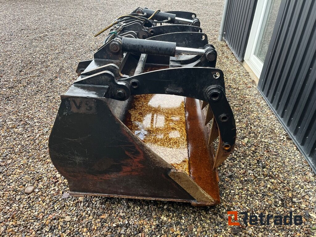 Forskelligt udstyr VS Overfaldsklo - Cazo cargador: foto 5 Forskelligt udstyr VS Overfaldsklo - Cazo cargador: foto 5