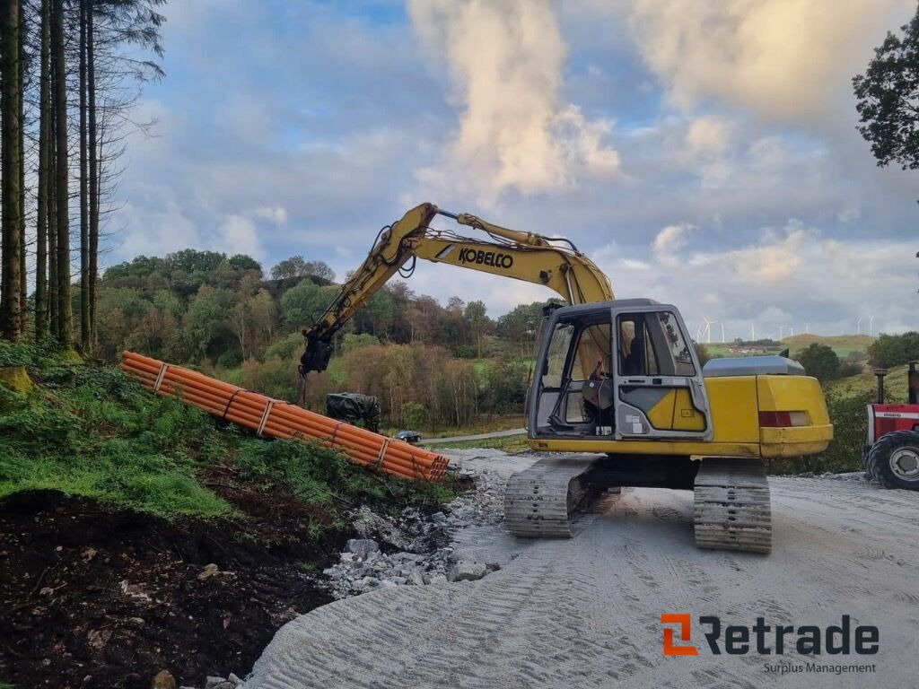 Gravemaskin Kobelco SK130LC - Excavadora de cadenas: foto 2 Gravemaskin Kobelco SK130LC - Excavadora de cadenas: foto 2