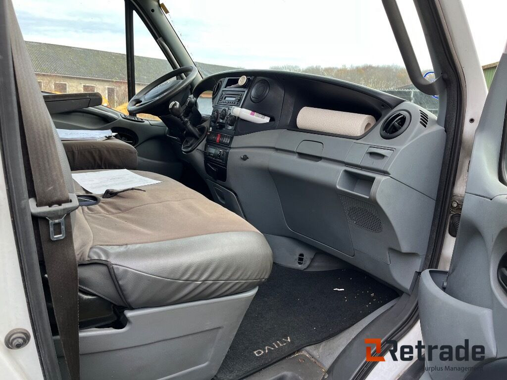 Furgoneta caja abierta, Furgoneta combi IVECO 65 Dobbelt kabine lastvogn.: foto 15 Furgoneta caja abierta, Furgoneta combi IVECO 65 Dobbelt kabine lastvogn.: foto 15