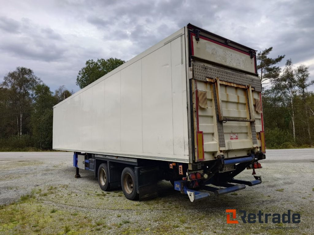 Kjøletralle / refrigerated transport Schmitz CARGOBULL SKO 20/LZG-13.4 FP 80/45 Nylig EU-godkjent - Semirremolque frigorífico: foto 3 Kjøletralle / refrigerated transport Schmitz CARGOBULL SKO 20/LZG-13.4 FP 80/45 Nylig EU-godkjent - Semirremolque frigorífico: foto 3