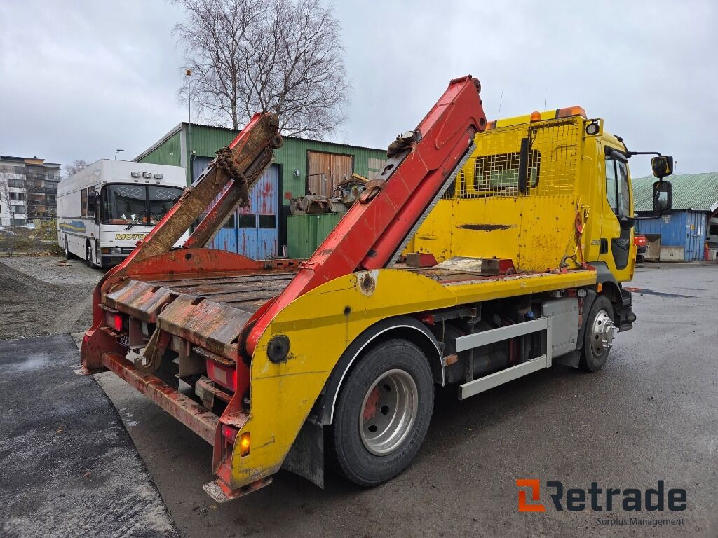 Liftdumper Volvo FE 250 - Camión portacontenedor de cadenas: foto 3 Liftdumper Volvo FE 250 - Camión portacontenedor de cadenas: foto 3