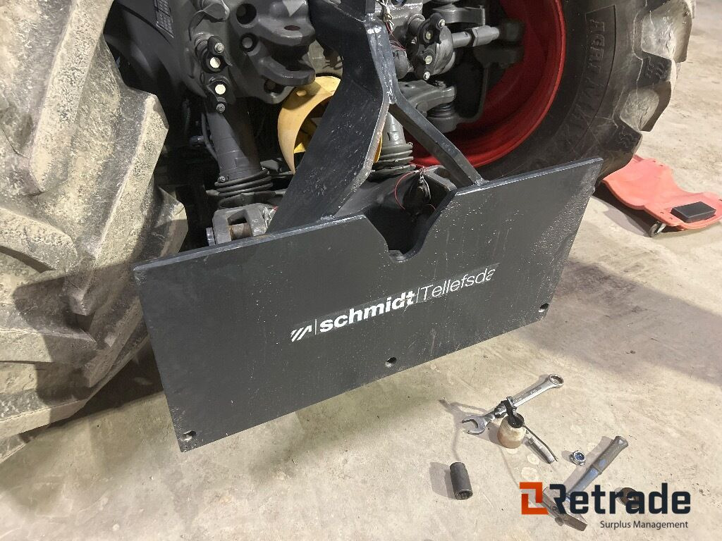 Brøyte plate Fra Schmith Tellefdal til traktor Fendt 900 - Maquinaria agrícola: foto 2 Brøyte plate Fra Schmith Tellefdal til traktor Fendt 900 - Maquinaria agrícola: foto 2
