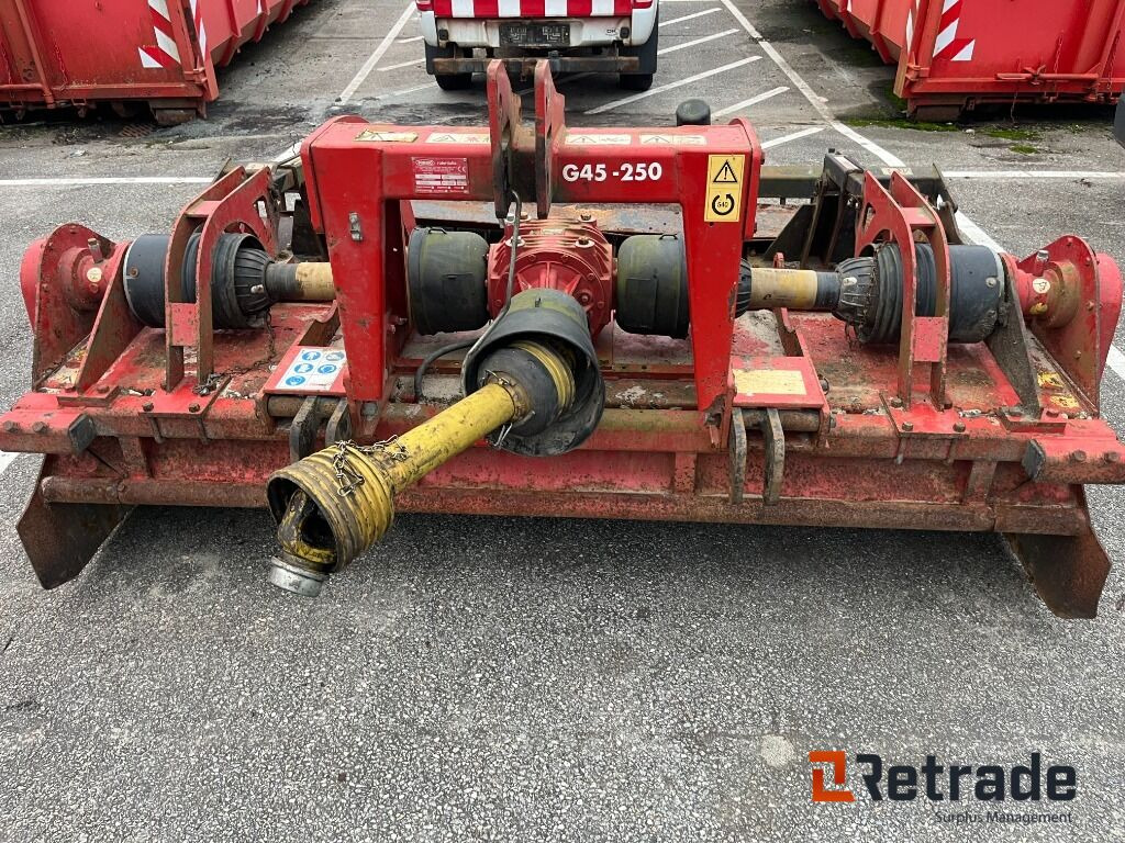 Forigo G45 stennedlægningsfræser - Maquinaria agrícola: foto 3 Forigo G45 stennedlægningsfræser - Maquinaria agrícola: foto 3