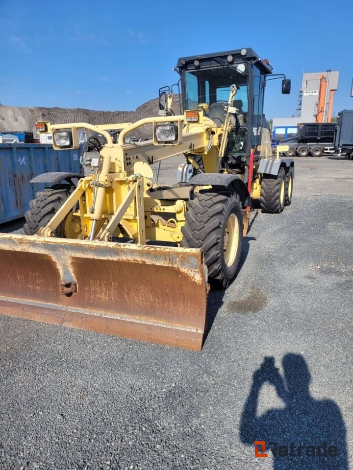 Väghyvel HBM-NOBAS BG 110 T-4 - Grader: foto 2 Väghyvel HBM-NOBAS BG 110 T-4 - Grader: foto 2