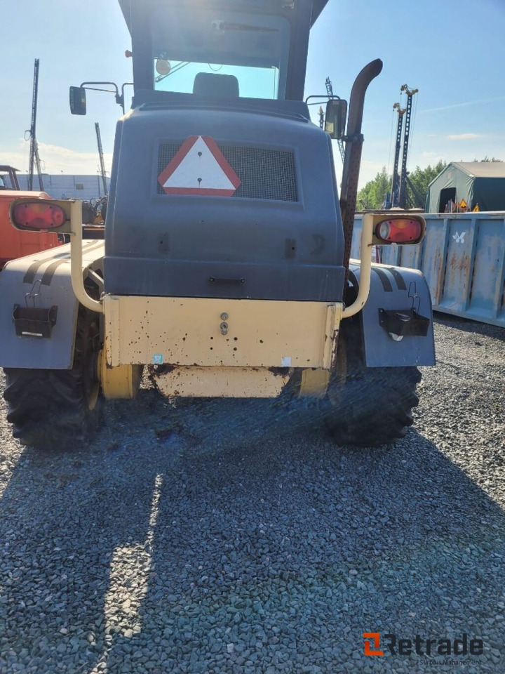 Väghyvel HBM-NOBAS BG 110 T-4 - Grader: foto 4 Väghyvel HBM-NOBAS BG 110 T-4 - Grader: foto 4