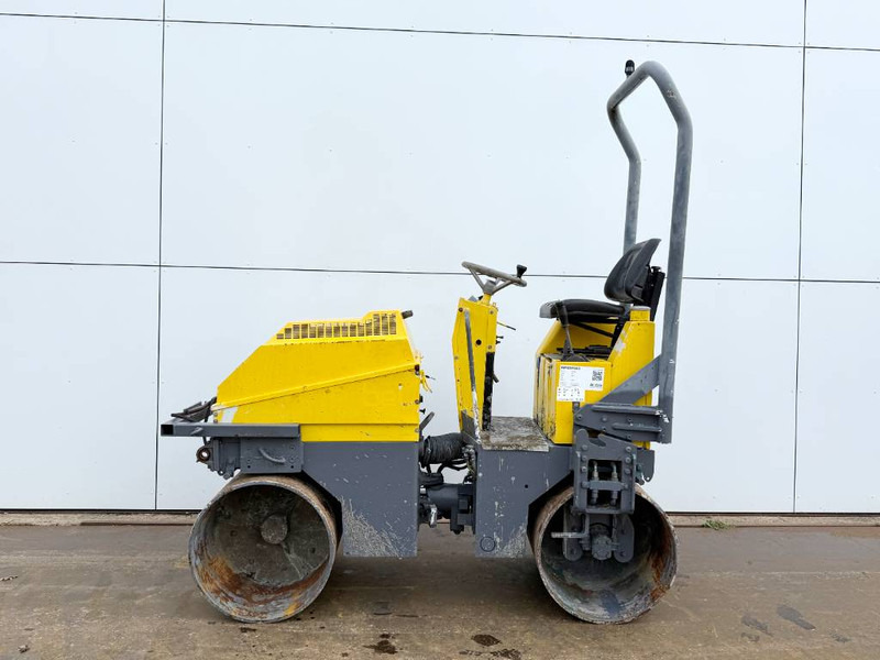 Hamm Vibrating Roller Dutch Machine / Lombardini Engine - Rodillo: foto 1 Hamm Vibrating Roller Dutch Machine / Lombardini Engine - Rodillo: foto 1