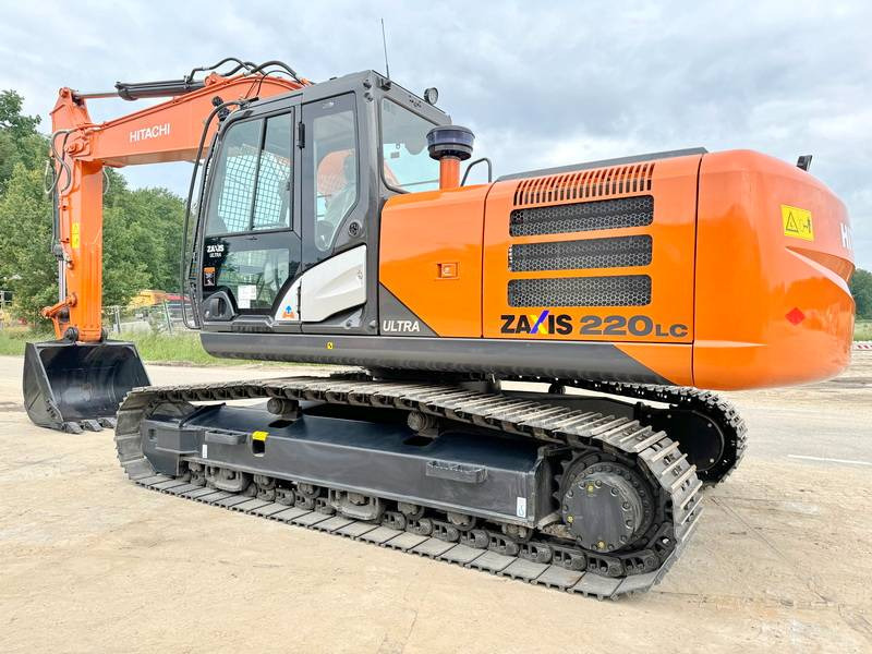 Hitachi ZX220LC-5G / 2025 ULTRA MODEL / ISUZU ENGINE - Excavadora de cadenas: foto 3 Hitachi ZX220LC-5G / 2025 ULTRA MODEL / ISUZU ENGINE - Excavadora de cadenas: foto 3