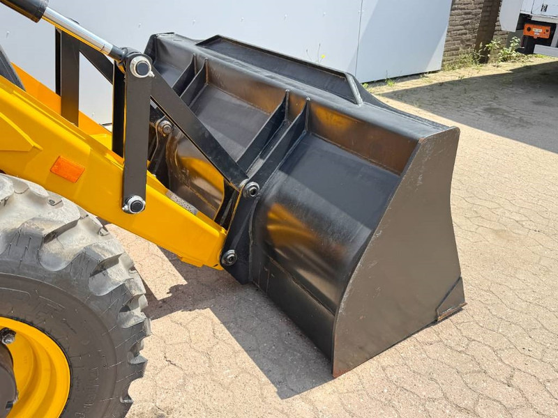 Retroexcavadora JCB 3DX / 3CX Plus 4WD - New / Unused/ Hammer Lines AC: foto 14