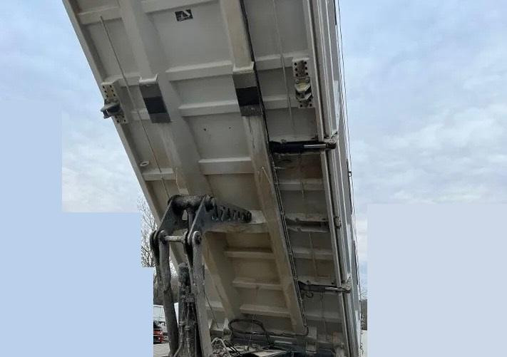 Mercedes Arocs 3243 - Camión volquete: foto 4 Mercedes Arocs 3243 - Camión volquete: foto 4