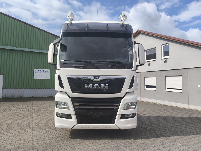 MAN TGX 26.460 BDF Euro 6 6x2 - Camión chasis: foto 2 MAN TGX 26.460 BDF Euro 6 6x2 - Camión chasis: foto 2