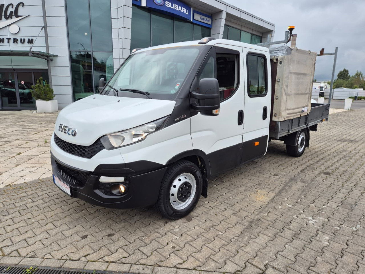 Iveco Daily 35 35S15 / Doka / 1 Owner / LOW KM / 7 Seats - Furgoneta caja abierta: foto 1 Iveco Daily 35 35S15 / Doka / 1 Owner / LOW KM / 7 Seats - Furgoneta caja abierta: foto 1