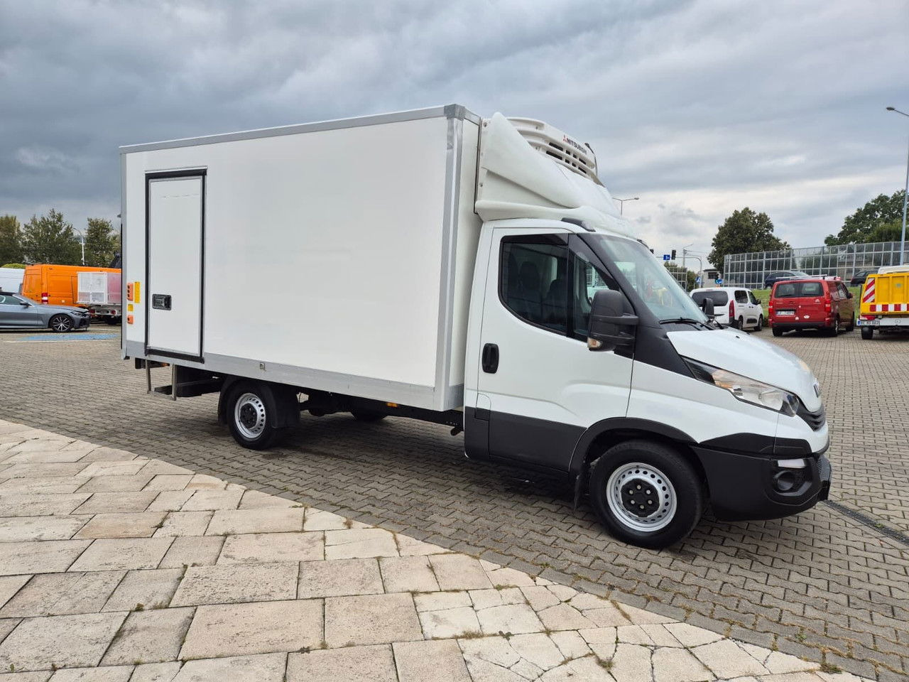 Iveco Daily 35S16 Hi-Matic / 1 Owner / Mitsubishi / Serviced - Furgoneta frigorifica: foto 5 Iveco Daily 35S16 Hi-Matic / 1 Owner / Mitsubishi / Serviced - Furgoneta frigorifica: foto 5