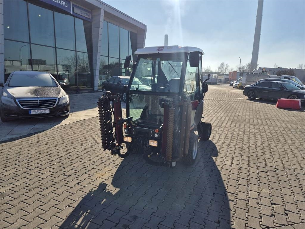 Toro CT2240 / 4WD / LIKE NEW! / ONLY 1681MTH - Tractor municipal: foto 3 Toro CT2240 / 4WD / LIKE NEW! / ONLY 1681MTH - Tractor municipal: foto 3