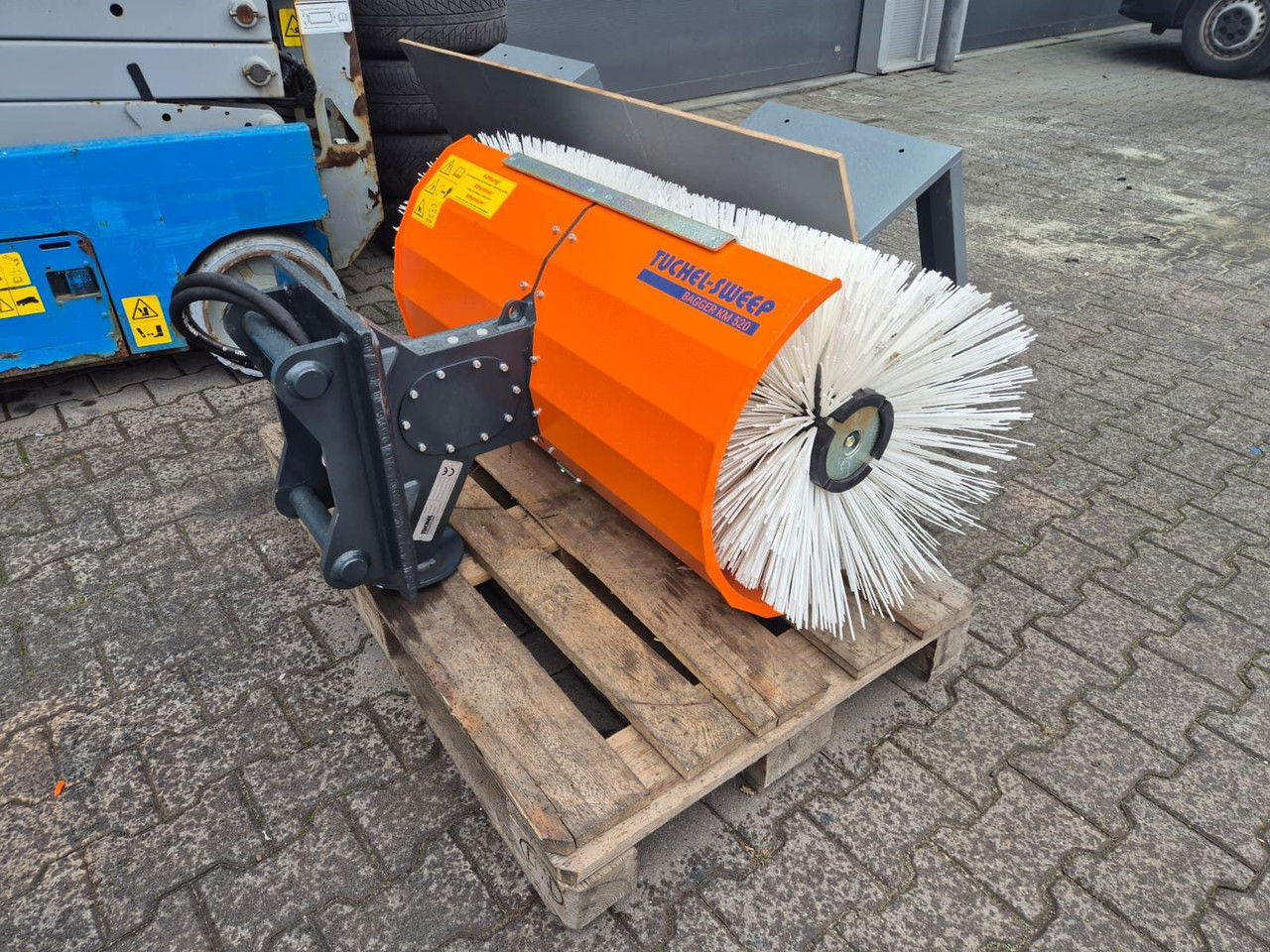 Tuchel Bagger KM 520 - Barredora cucharón: foto 1 Tuchel Bagger KM 520 - Barredora cucharón: foto 1