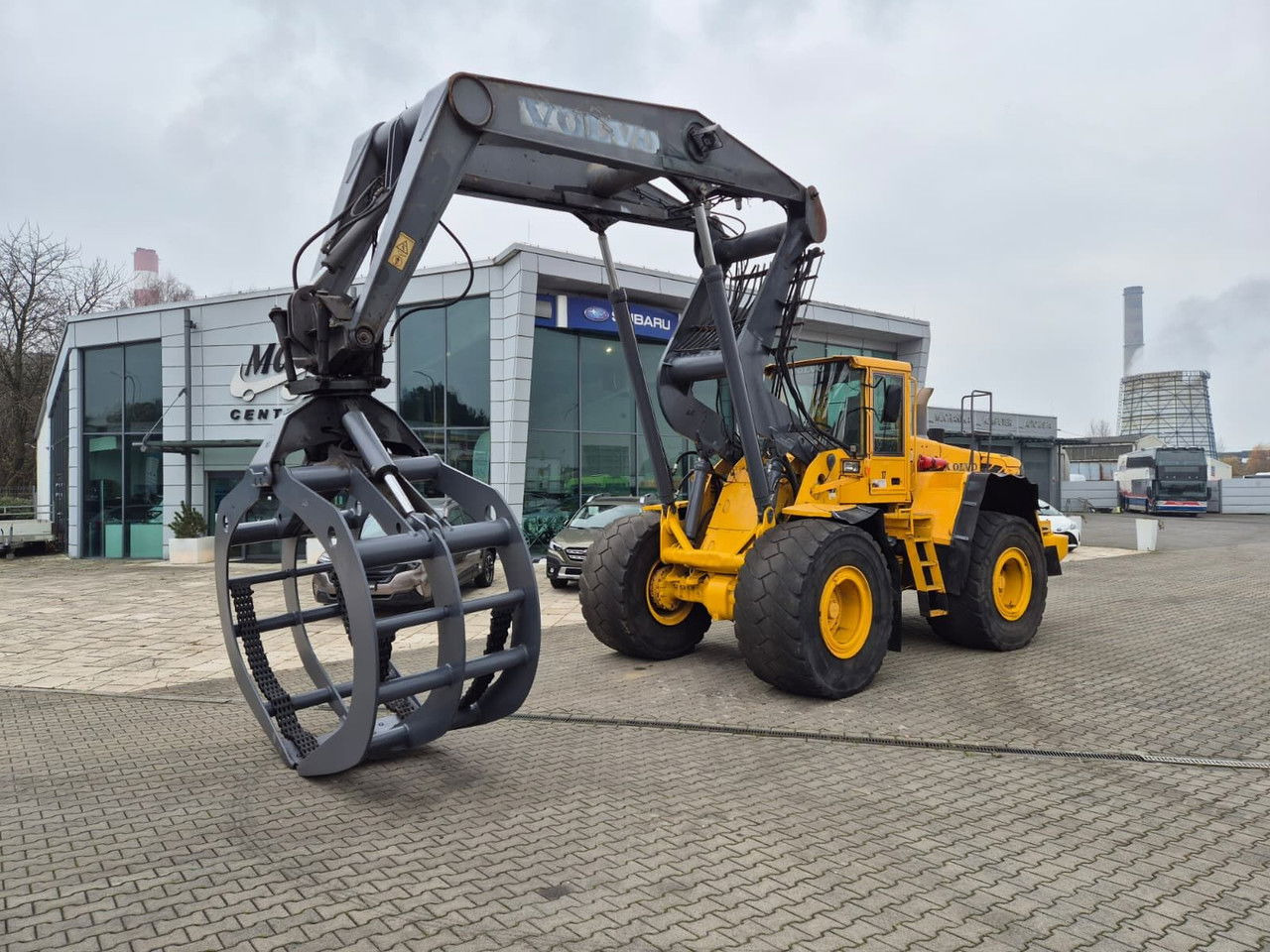 VOLVO L180 E / 4WD / 1 Owner / Wood LOG - Cargadora de ruedas: foto 2 VOLVO L180 E / 4WD / 1 Owner / Wood LOG - Cargadora de ruedas: foto 2