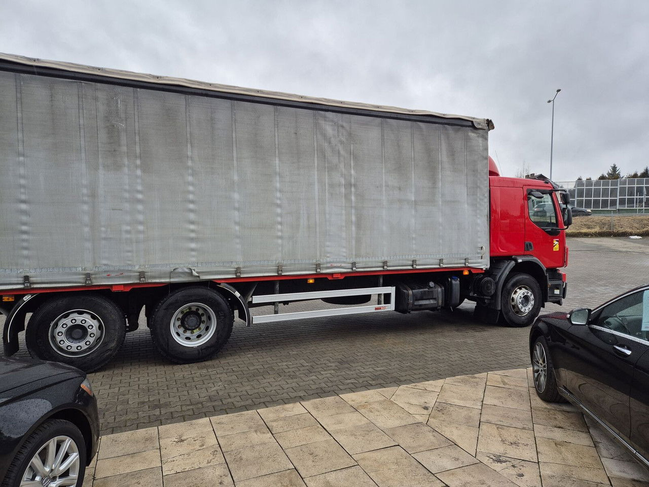 Volvo FE 320 62R / Serviced / 22 EP / Euro 4 - Camión lona: foto 5 Volvo FE 320 62R / Serviced / 22 EP / Euro 4 - Camión lona: foto 5