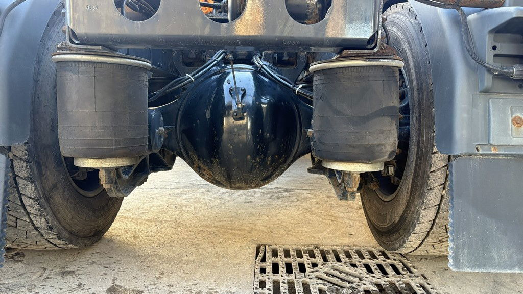 Cabeza tractora MAN TGA 18.430 4x2 tractor unit - new tyres: foto 9