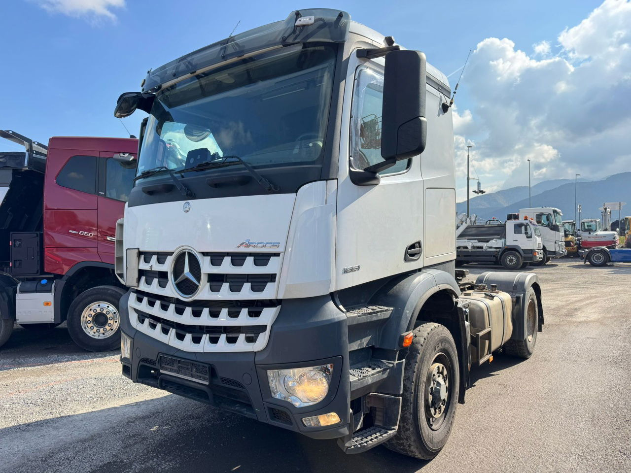 Mercedes-Benz Arocs 1851 LS HAD 4X4 - Euro 6 - retarder - tipper hydraulics - Cabeza tractora: foto 1 Mercedes-Benz Arocs 1851 LS HAD 4X4 - Euro 6 - retarder - tipper hydraulics - Cabeza tractora: foto 1
