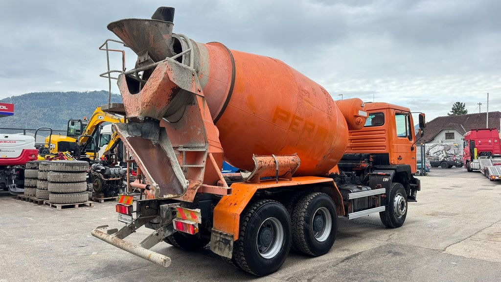 MAN 26.272 6x4 mixer - 7M3 - full spring - Camión hormigonera: foto 5 MAN 26.272 6x4 mixer - 7M3 - full spring - Camión hormigonera: foto 5