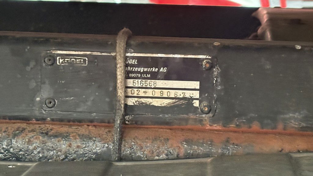 MAN 9.174 4x2 stake body+tarpaulin - Camión caja abierta: foto 5 MAN 9.174 4x2 stake body+tarpaulin - Camión caja abierta: foto 5