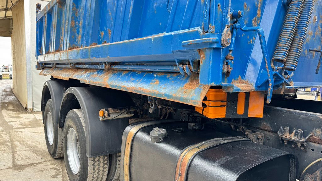 MAN TGA 26.480 6x6 meiller tipper - euro 3 - Camión volquete: foto 4 MAN TGA 26.480 6x6 meiller tipper - euro 3 - Camión volquete: foto 4