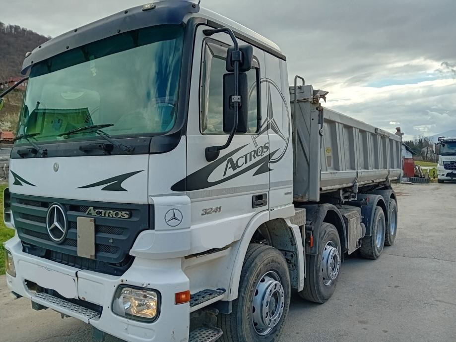 Mercedes-Benz Actros 3241 8x4 meiller tipper - bordmatic - Camión volquete: foto 1 Mercedes-Benz Actros 3241 8x4 meiller tipper - bordmatic - Camión volquete: foto 1
