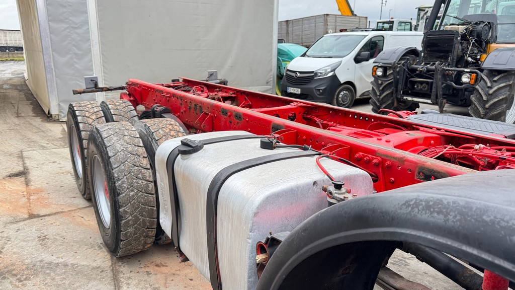 Mercedes-Benz Actros 4140 8x6 chassis - big axle - Camión chasis: foto 4 Mercedes-Benz Actros 4140 8x6 chassis - big axle - Camión chasis: foto 4