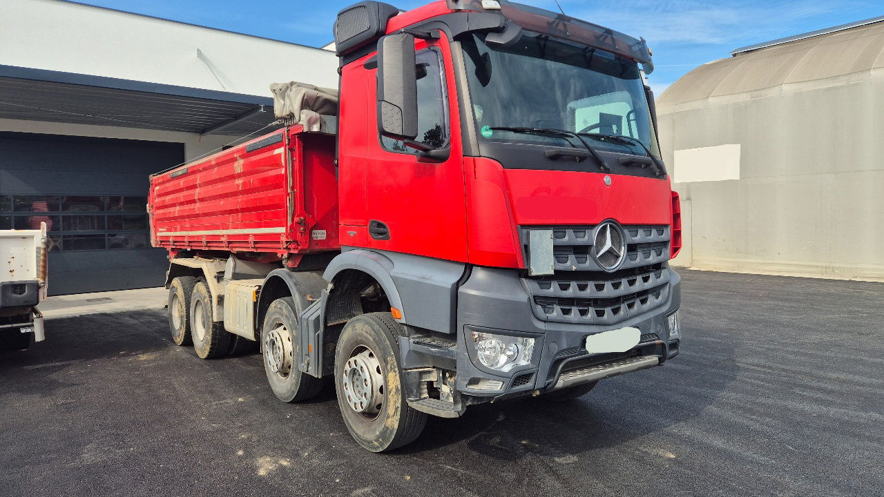Mercedes-Benz Arocs 3243 8X4 mulda tipper - bordmatic - Camión volquete: foto 2 Mercedes-Benz Arocs 3243 8X4 mulda tipper - bordmatic - Camión volquete: foto 2