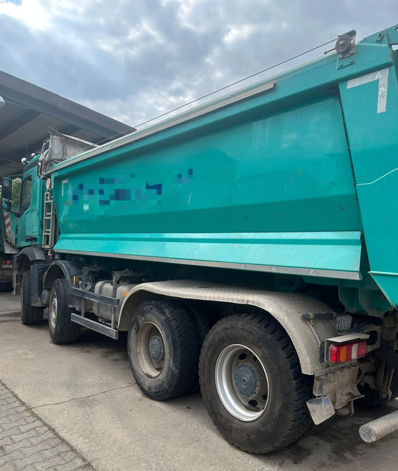 Mercedes-Benz Arocs 3248 8X4 mulda tipper - electric taurpaulin - Camión volquete: foto 4 Mercedes-Benz Arocs 3248 8X4 mulda tipper - electric taurpaulin - Camión volquete: foto 4
