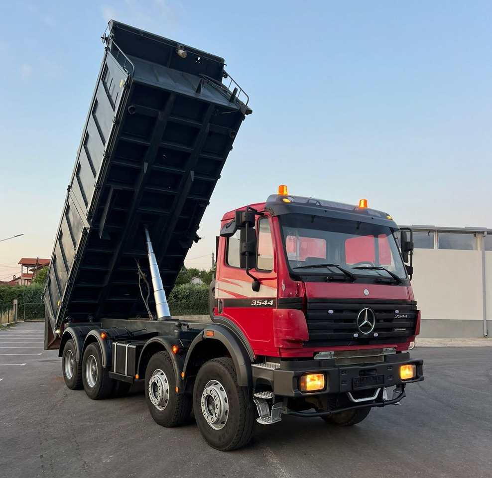 Mercedes-Benz SK 3544 8X4 K tipper - AC - retarder - Otra maquinaria: foto 5 Mercedes-Benz SK 3544 8X4 K tipper - AC - retarder - Otra maquinaria: foto 5