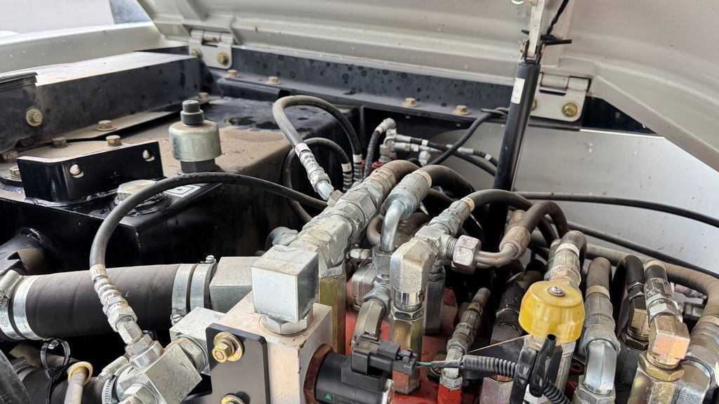 Miniexcavadora Takeuchi TB290 - 2017 Year - 7580 Hours - Powertilt: foto 13 Miniexcavadora Takeuchi TB290 - 2017 Year - 7580 Hours - Powertilt: foto 13