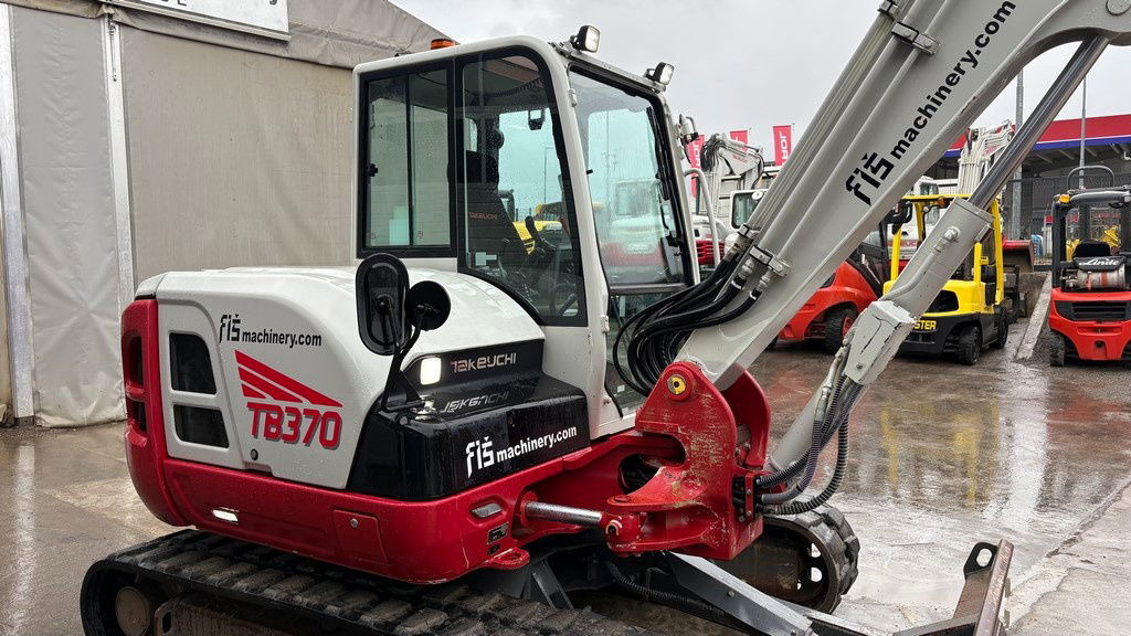 Miniexcavadora Takeuchi TB370 - Powertilt - 3X Buckets - 2021 Year - 3025 Working Hours: foto 6 Miniexcavadora Takeuchi TB370 - Powertilt - 3X Buckets - 2021 Year - 3025 Working Hours: foto 6