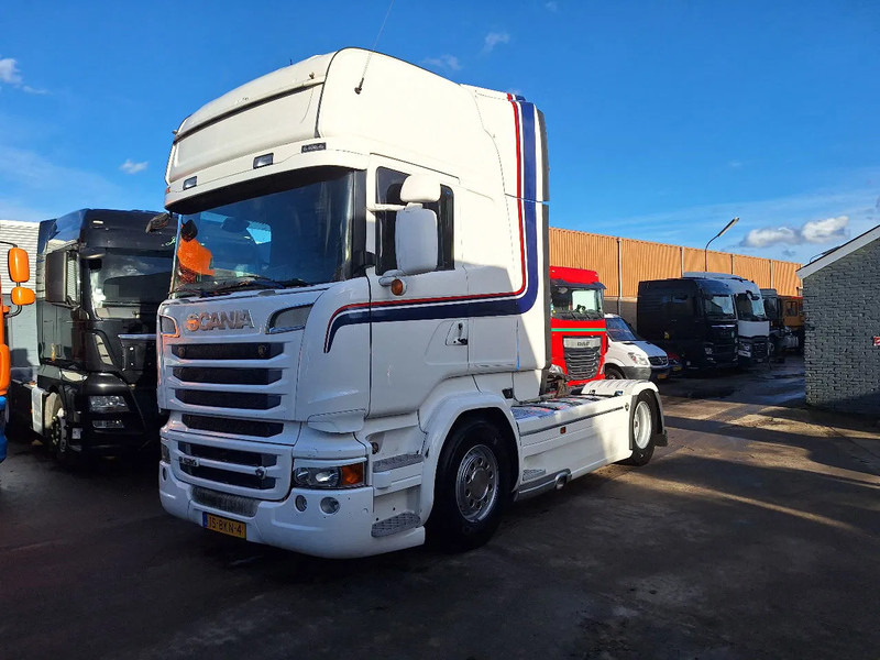 Scania R520 R520 V8 - Cabeza tractora: foto 1 Scania R520 R520 V8 - Cabeza tractora: foto 1