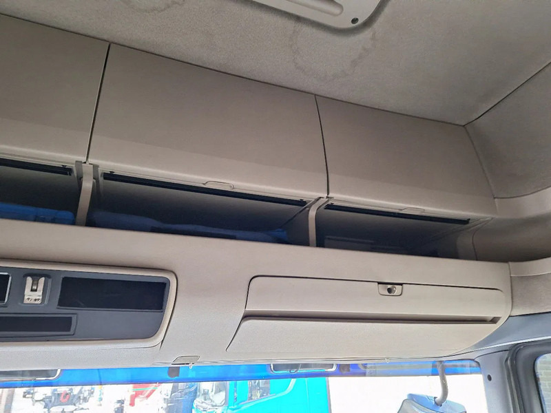 Camión portavehículos Scania R560 R560: foto 12